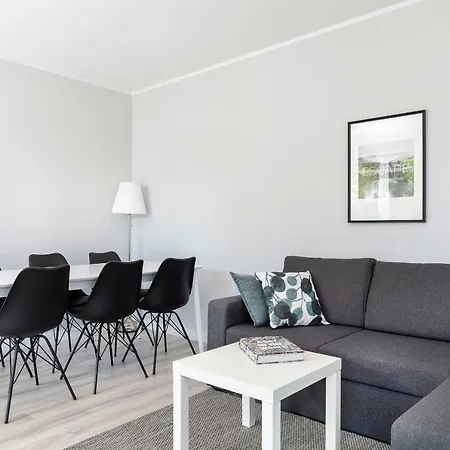 Nowa Flotylla By Renters * シフィノウイシチェ